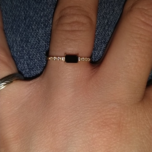 NEW Dainty 18k Yellow Gold Diamond Onyx Band Ring - Picture 7 of 9